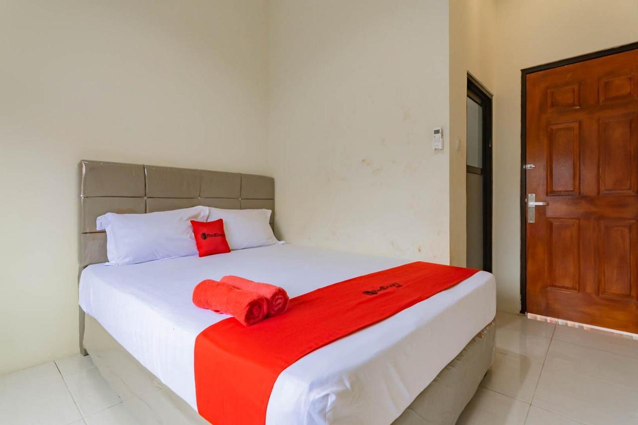 Reddoorz Near Arka Sepinggan Airport Balikpapan Hotel Exterior foto