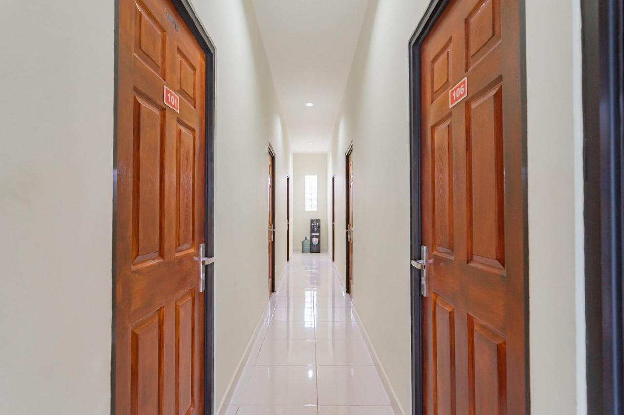 Reddoorz Near Arka Sepinggan Airport Balikpapan Hotel Exterior foto